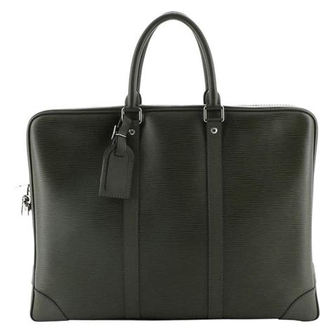 prezzo portadocumenti louis vuitton|Porte Documents Voyage Taiga Leather .